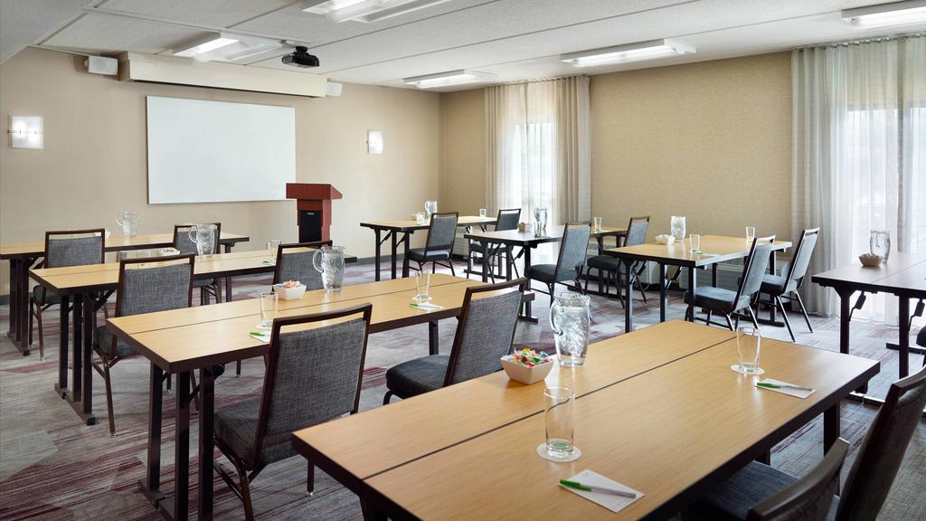 Courtyard by Marriott Raleigh Midtown