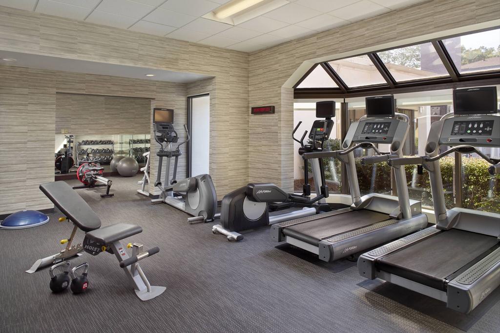 Courtyard by Marriott Raleigh Midtown