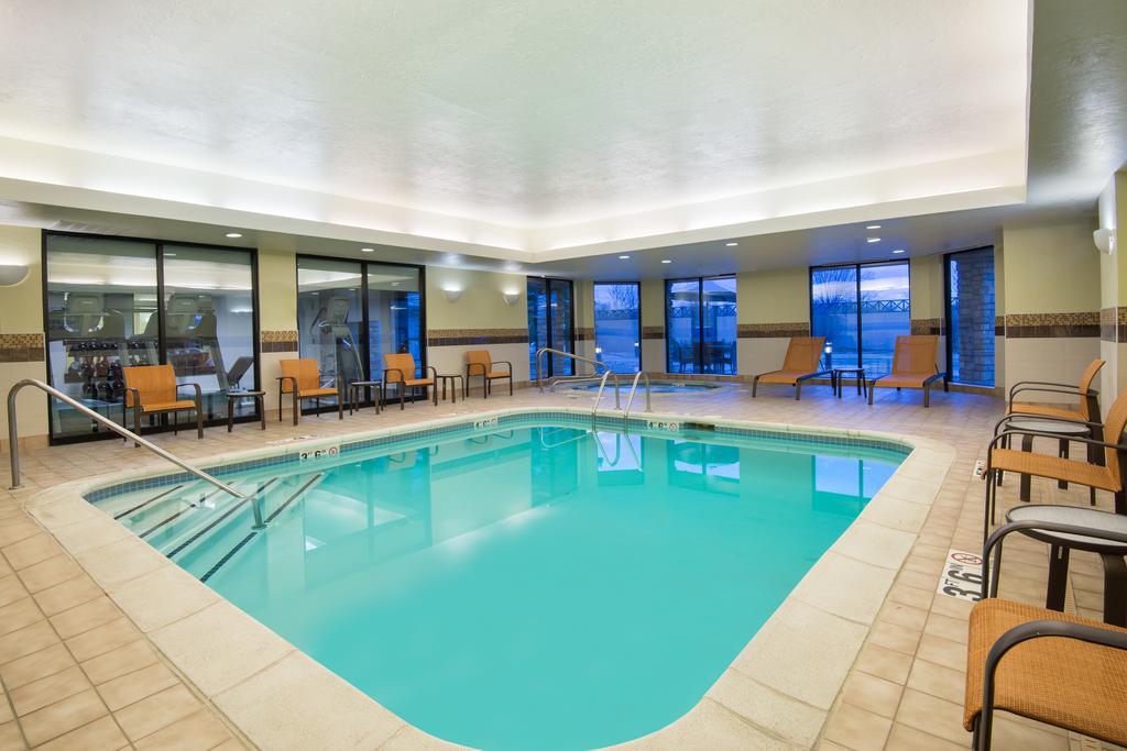 Courtyard by Marriott Springfield Airport
