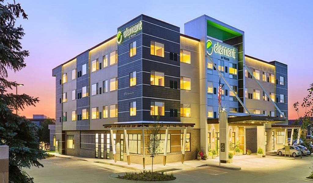 Element Hampton Peninsula Town Center