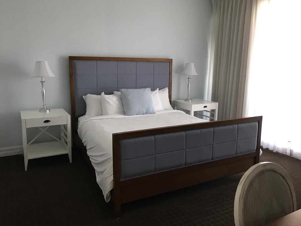 Harborside Suites at Little Harbor Hotel
