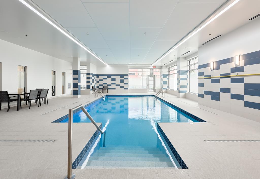 Hampton Inn & Suites by Hilton Quebec City /Saint-Romuald