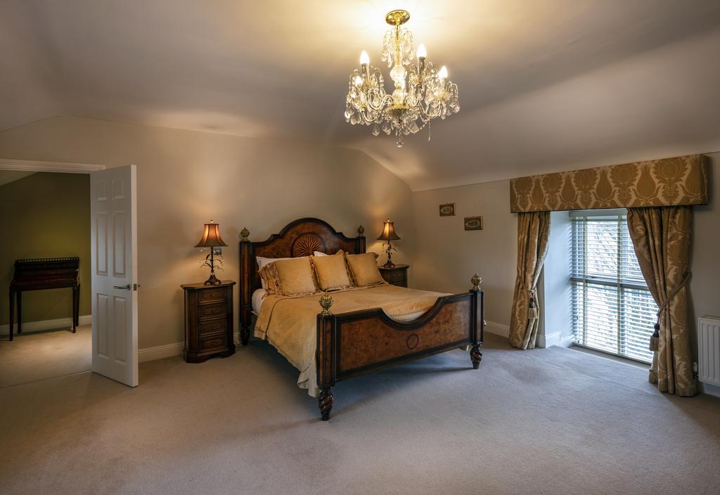 Moyvalley Hotel & Golf Resort