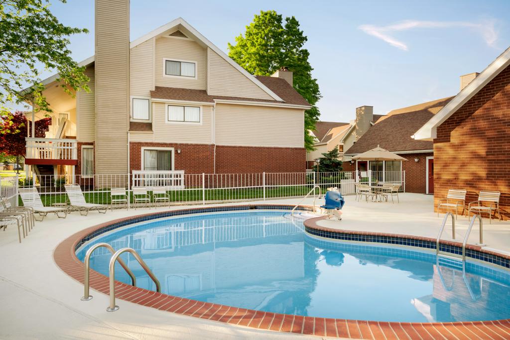 Hawthorn Suites by Wyndham Tinton Falls