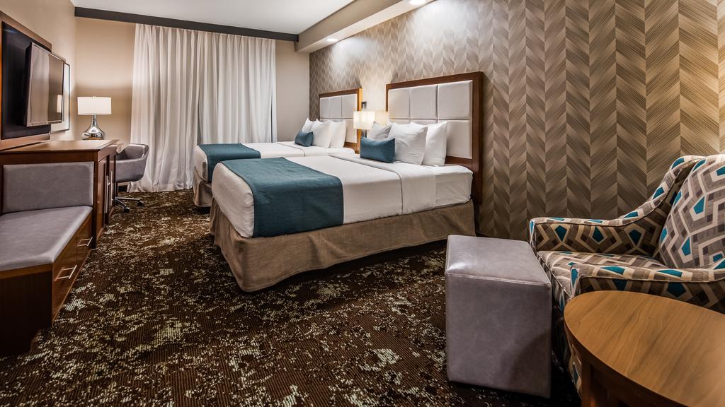 Best Western Premier Ankeny Hotel