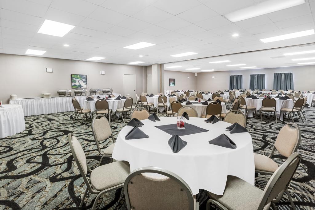 Ramada by Wyndham Ankeny