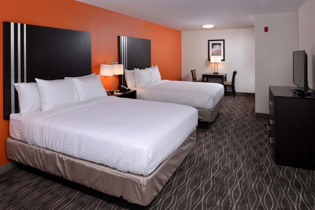 Lexington Inn & Suites Effingham