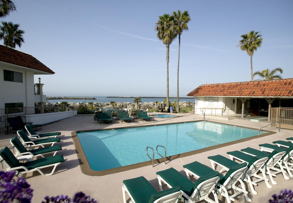 Oceanside Marina Suites