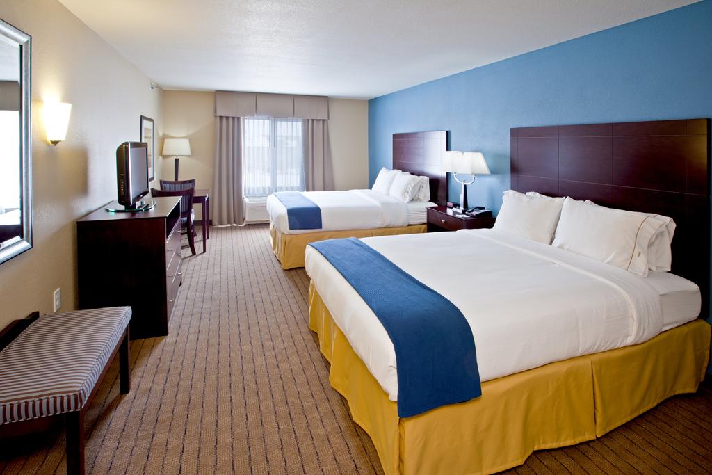 Holiday Inn Express Hotel & Suites Shelbyville Indianapolis