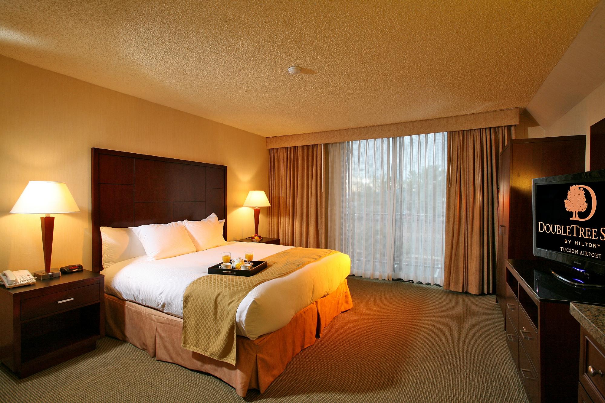 DoubleTree Suites by Hilton Tucson Airport