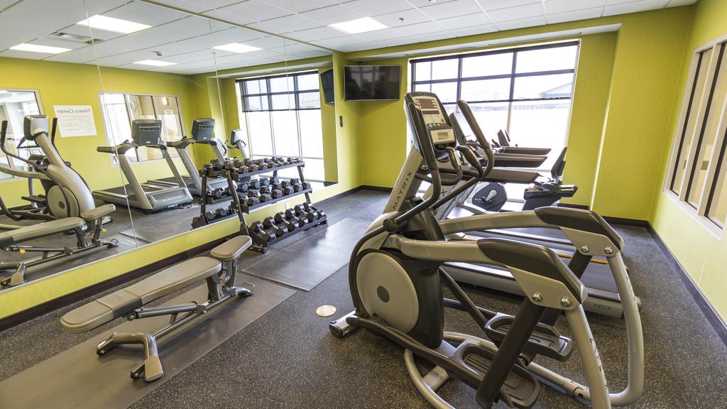 Holiday Inn Express And Suites Thunder Bay