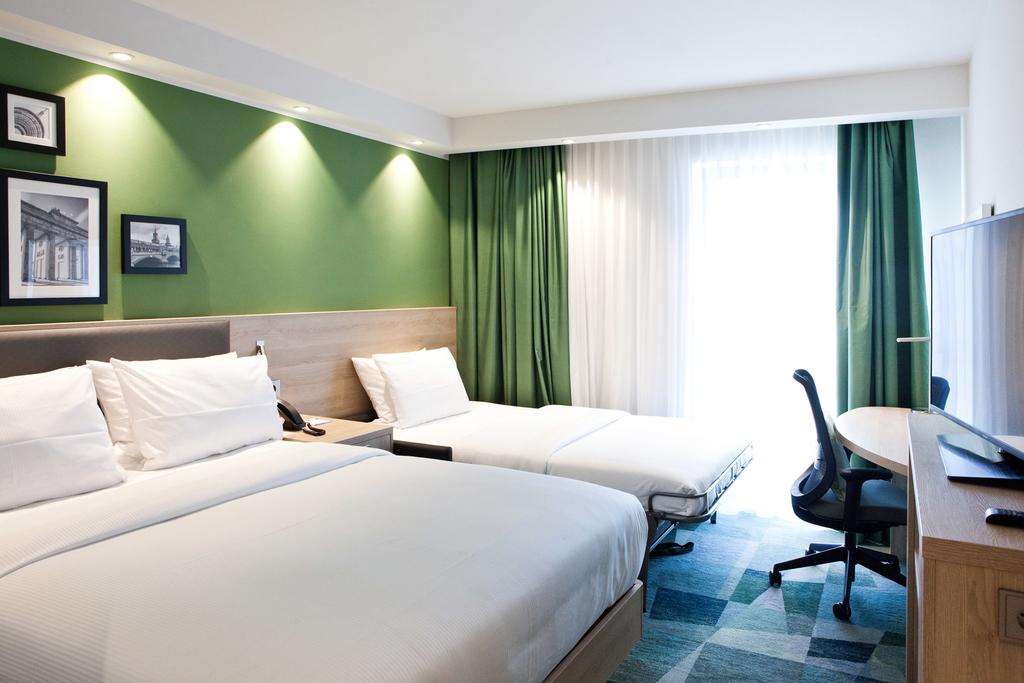 Hampton by Hilton Berlin City East Side Gallery