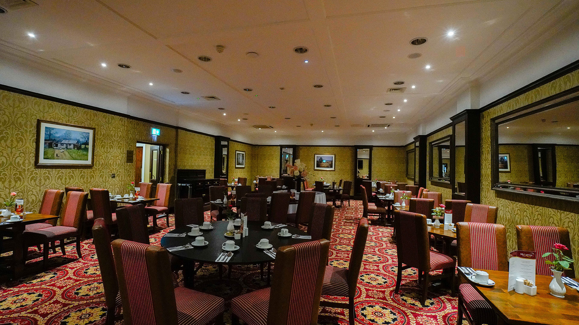 Dillon's Hotel