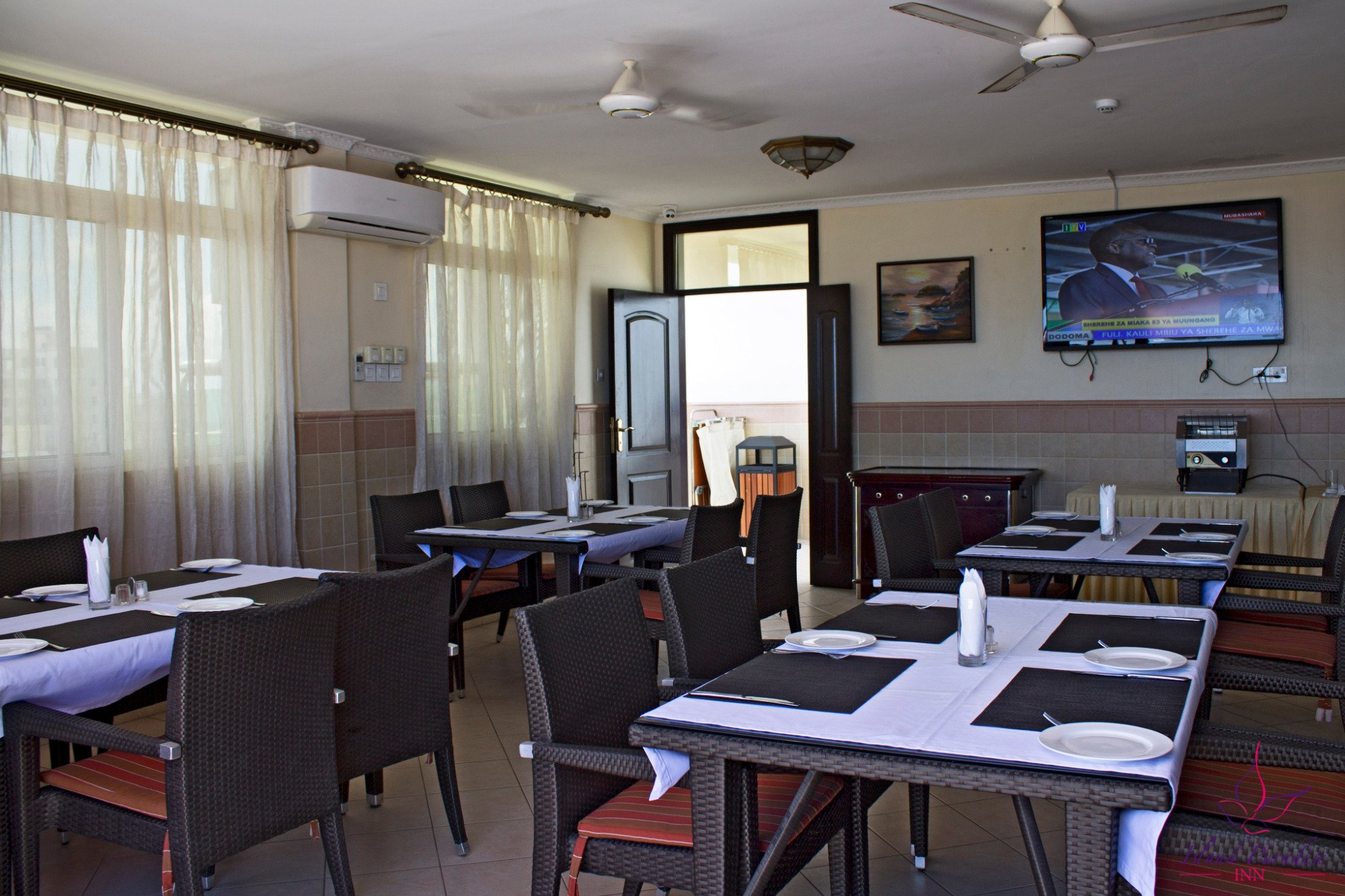 Island Paradise Inn