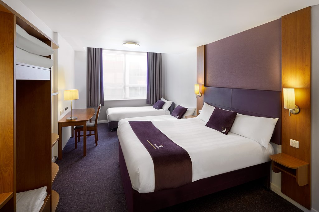 Premier Inn Wakefield South (M1; Jct39)