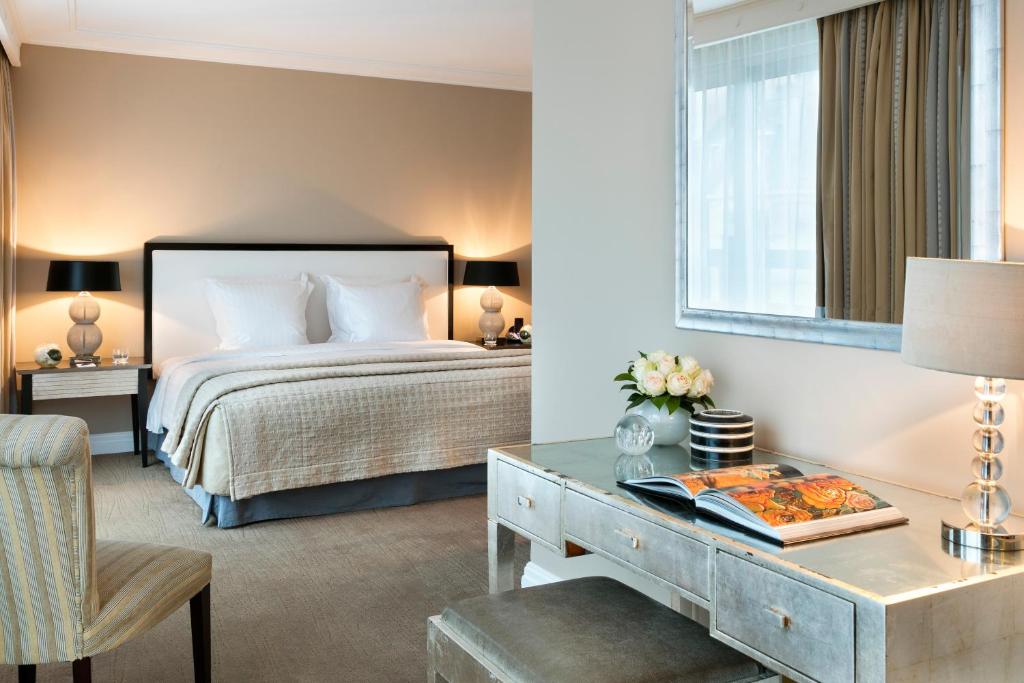 Warwick Paris - formerly Hotel Warwick Champs-Elysees