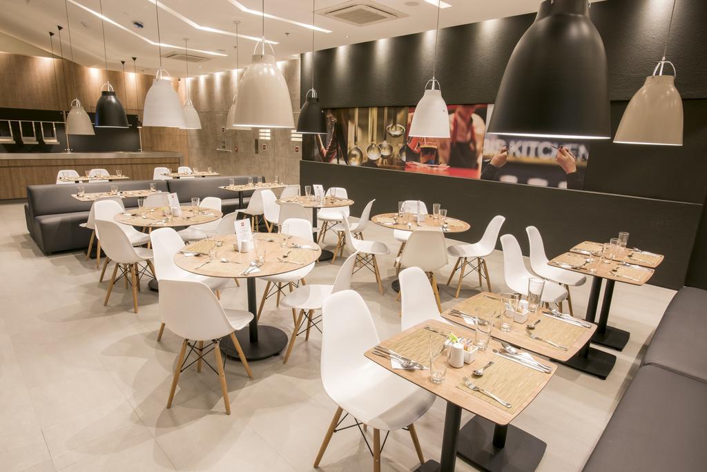 Hotel ibis Cali Granada