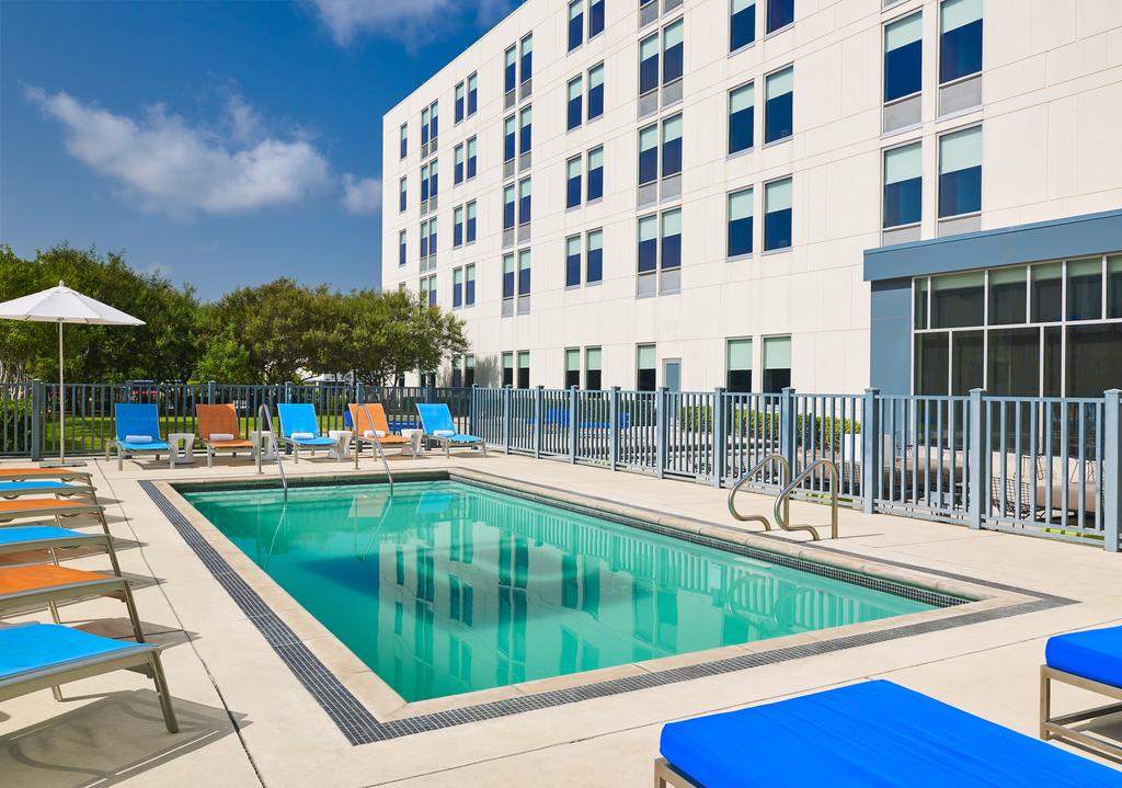 Aloft Plano