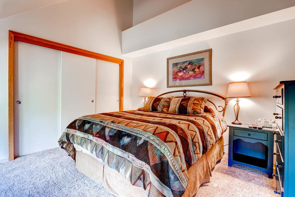 Evergreen Condominiums