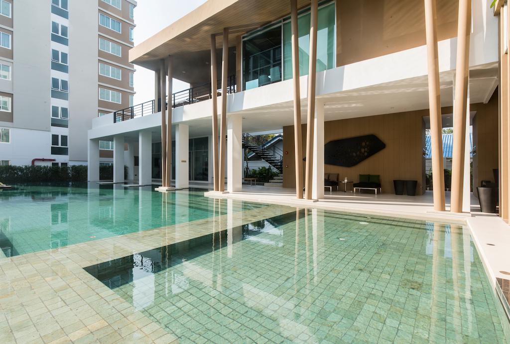 First Choice Suites