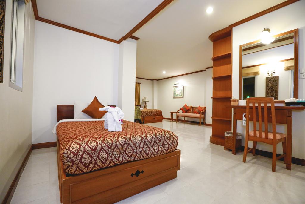 Hua Hin White Villa
