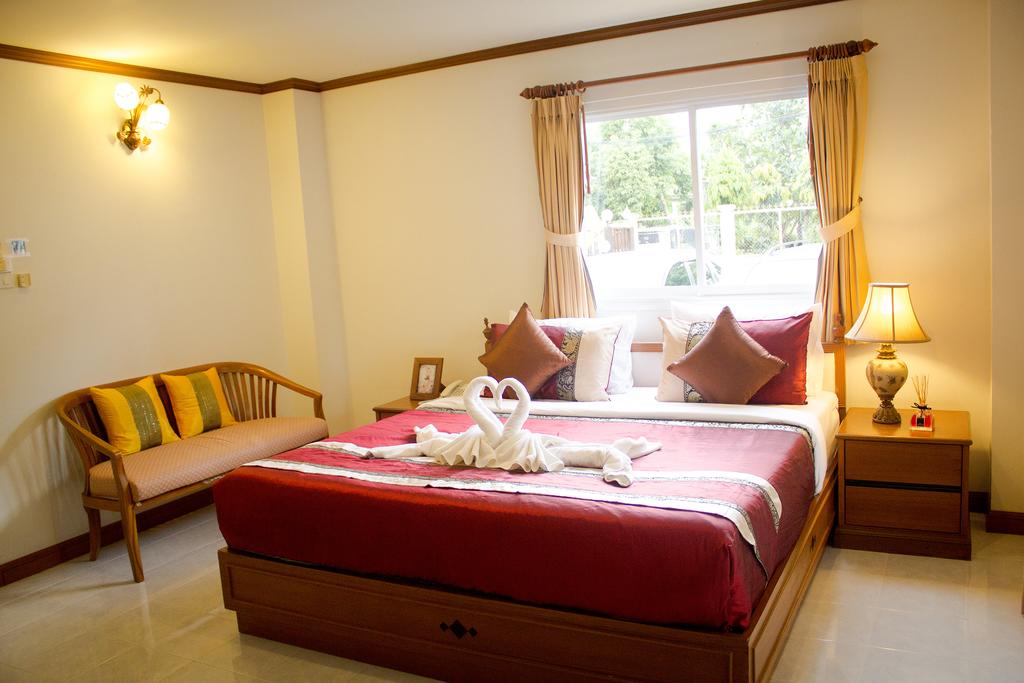 Hua Hin White Villa