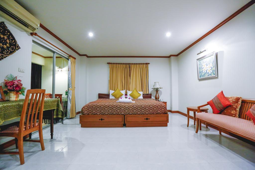 Hua Hin White Villa