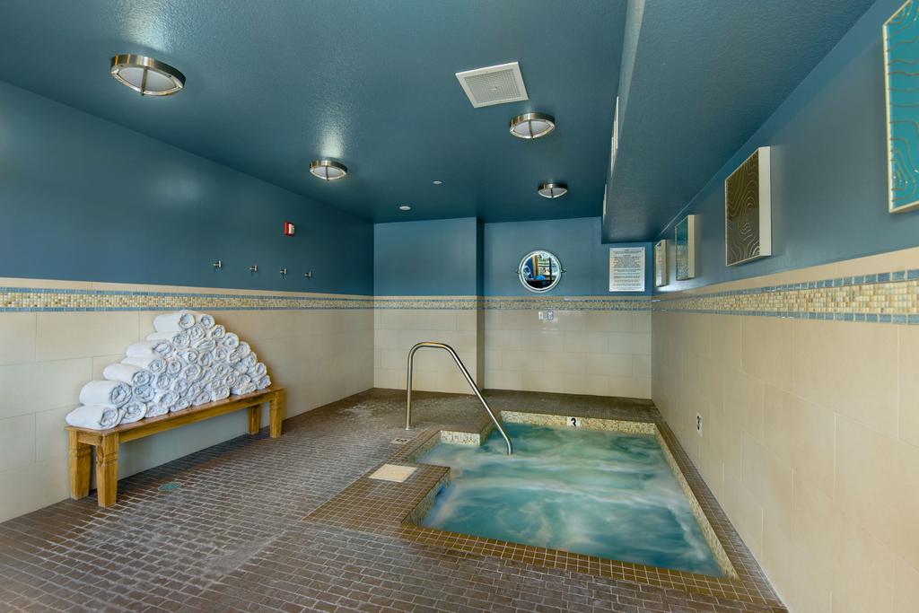 The Oxford Hotel Bend