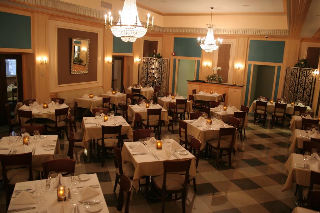 Ambassador Hotel - Milwaukee