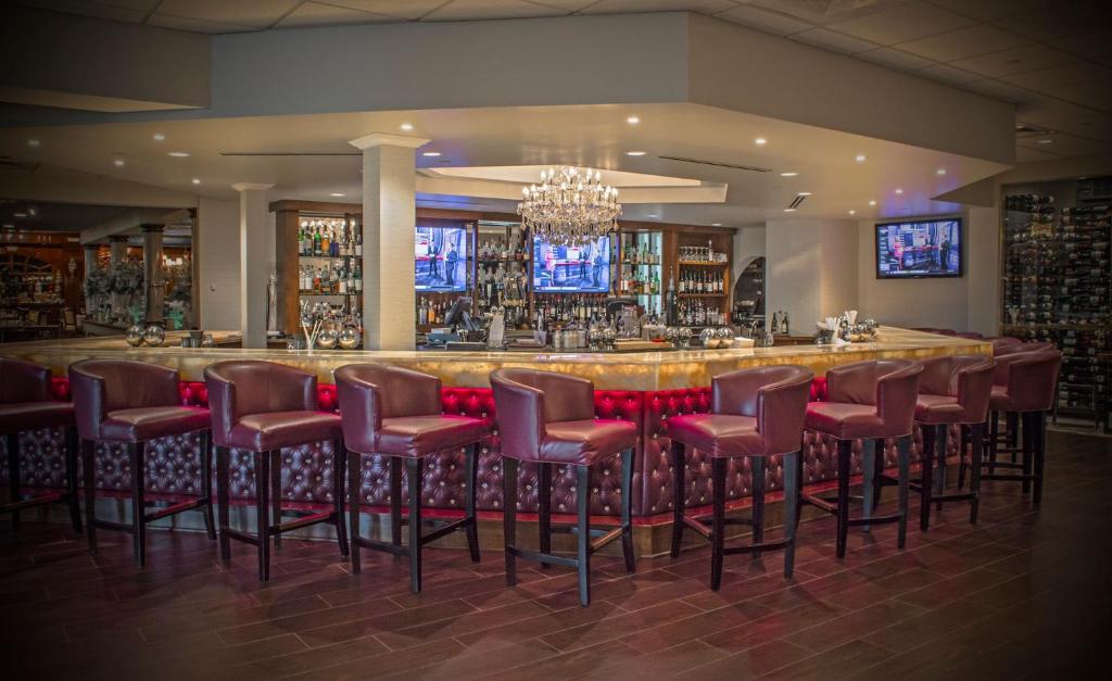 The Delavan Hotel