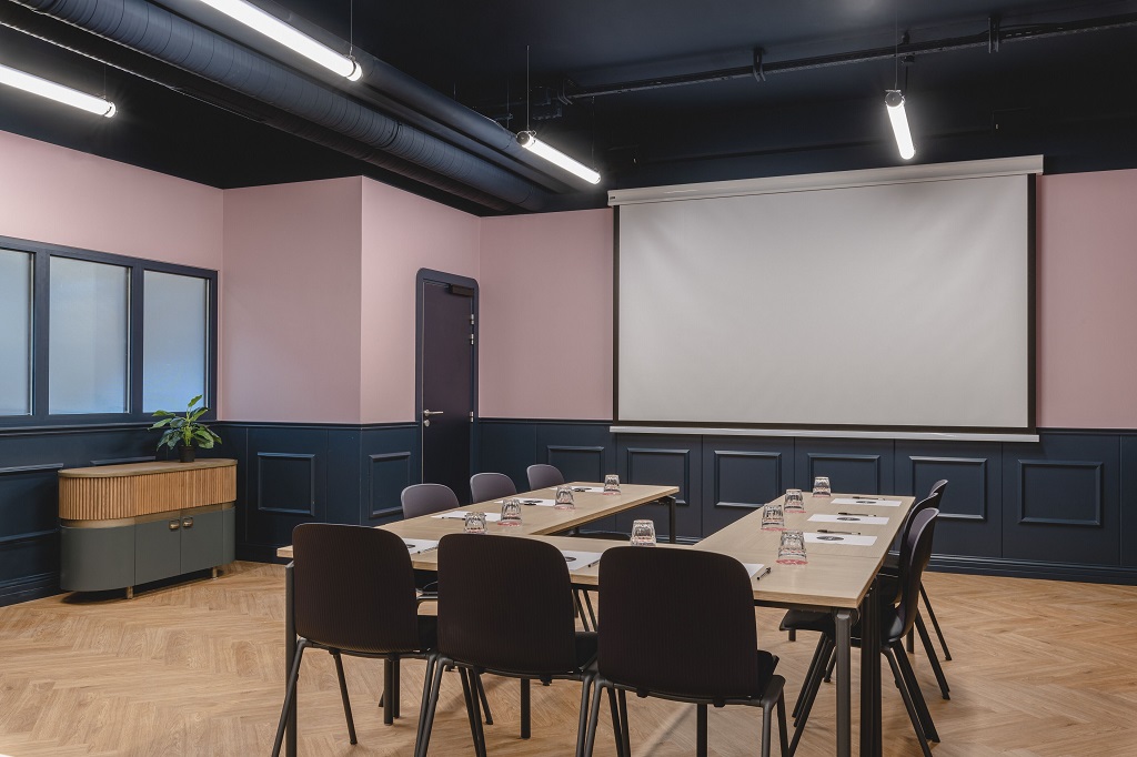 The ReMIX Hotel (Formerly Forest Hill Paris-La Villette)