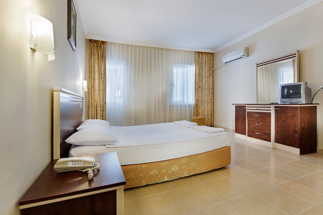 Larissa Beach Club (Ex.Ganita Larissa Beach Club)
