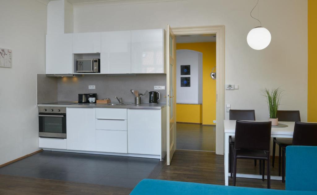4 Arts Apartments by Adrez Living