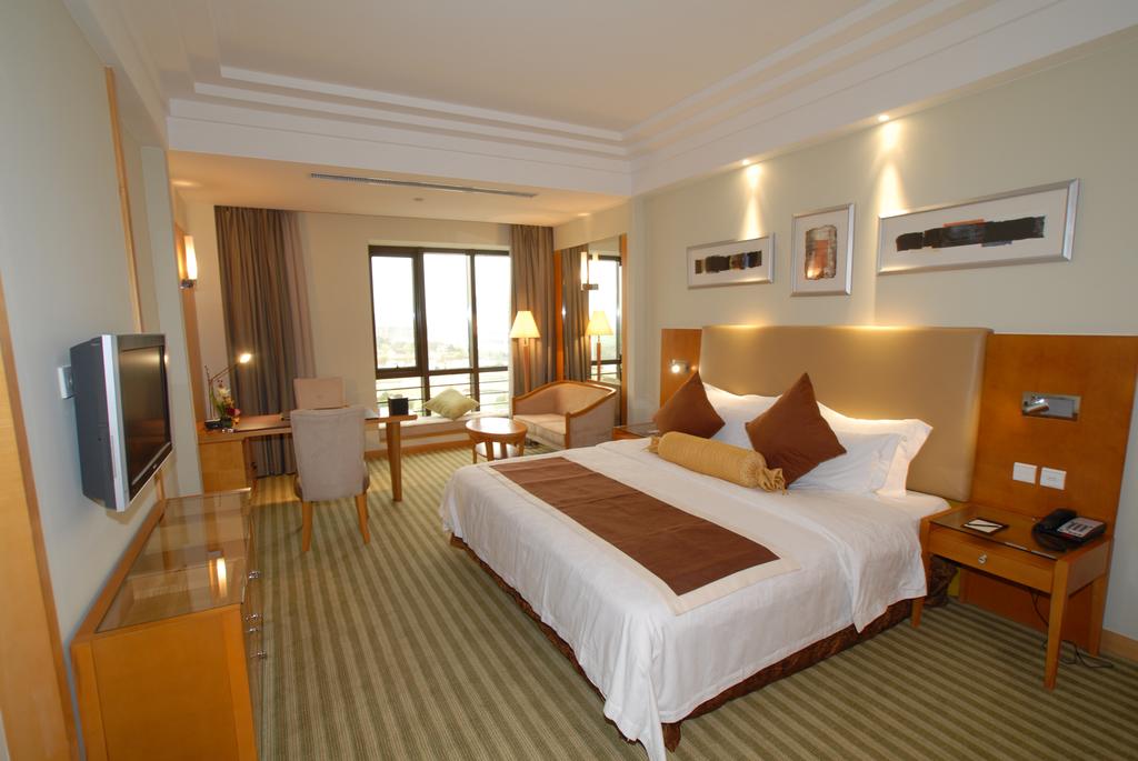 Changshu Jinling Tianming Grand Hotel