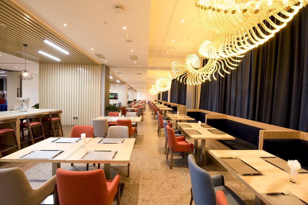 Holiday Inn Express Yinchuan Downtown