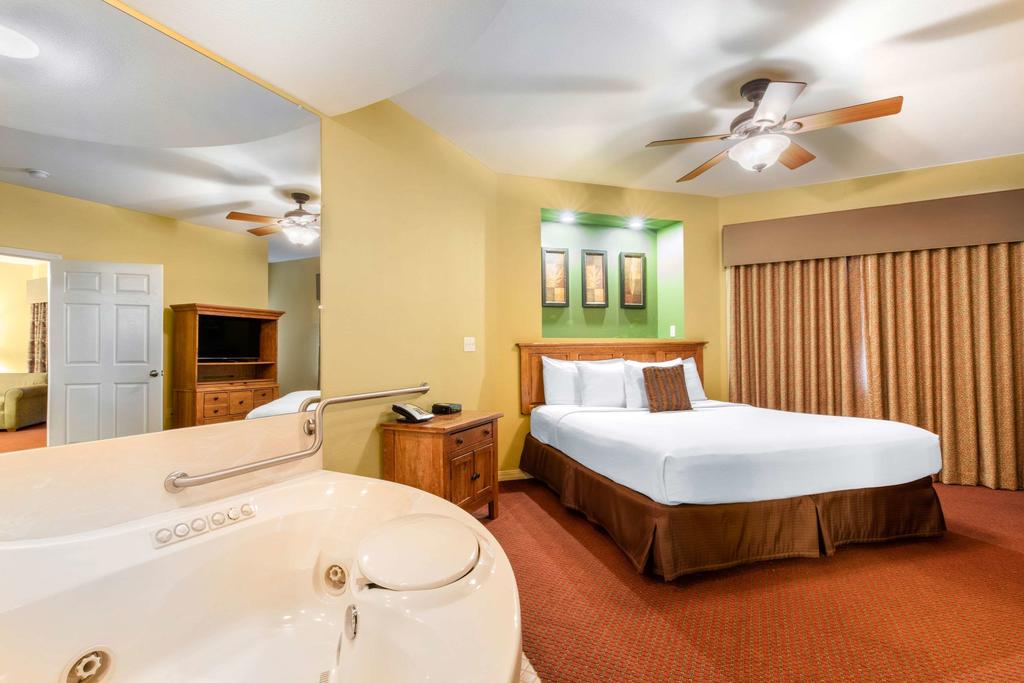 Bluegreen Vacations The Falls Village, an Ascend Resort