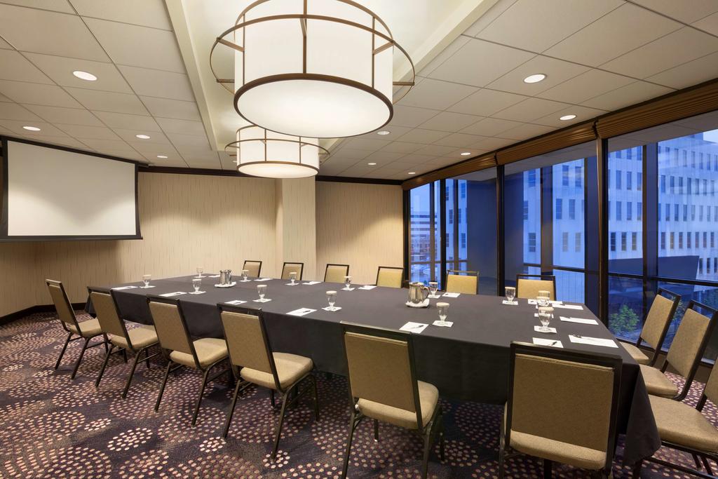 Radisson Hotel Fargo