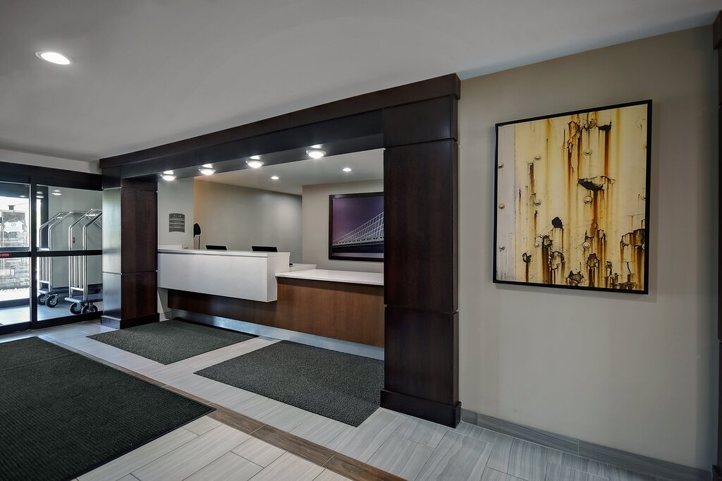 Staybridge Suites Holland