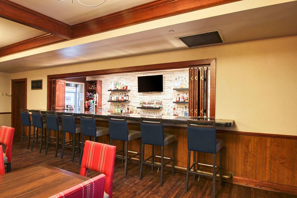 Comfort Suites Milwaukee Airport
