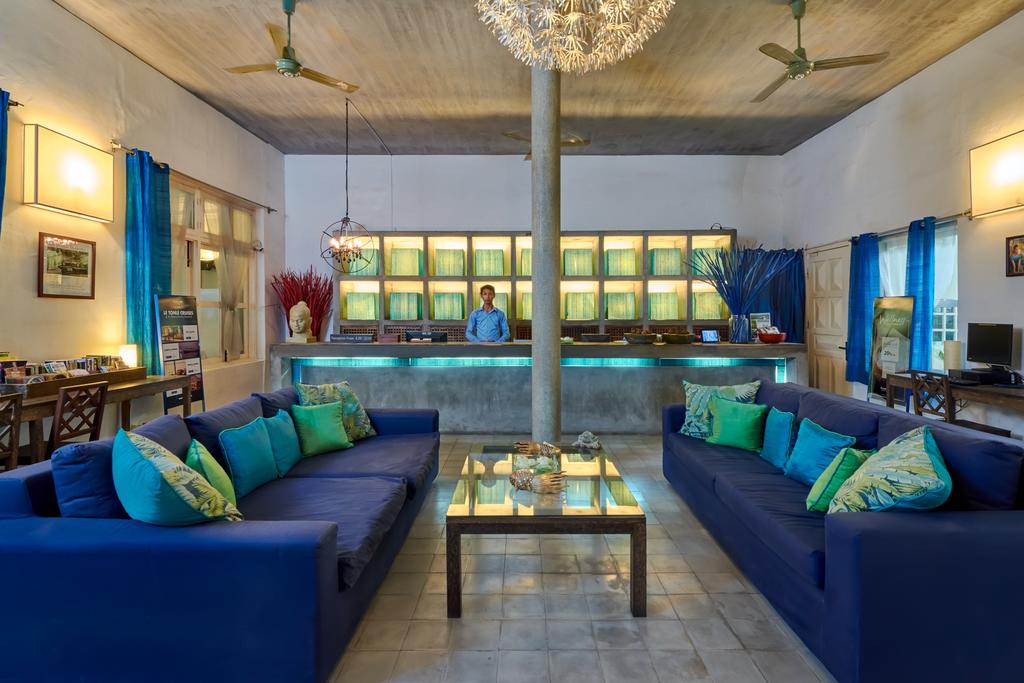 Blue Lime Hotel