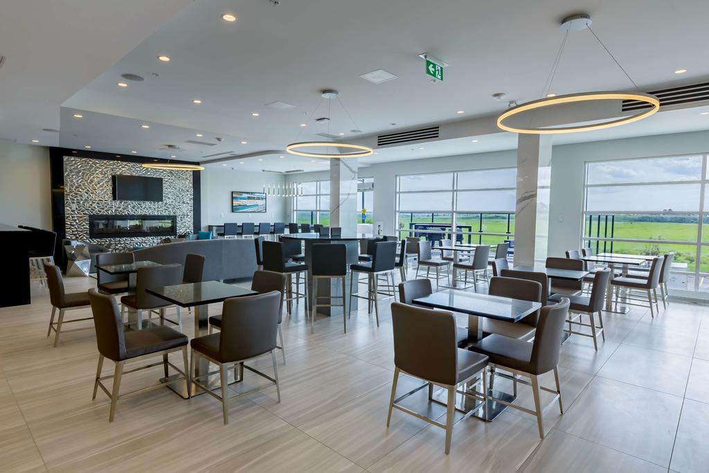 Executive Residency by Best Western Calgary City View North