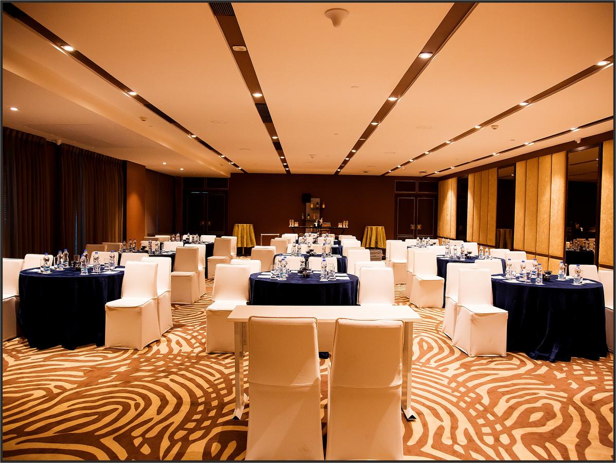 Radisson Lucknow City Centre