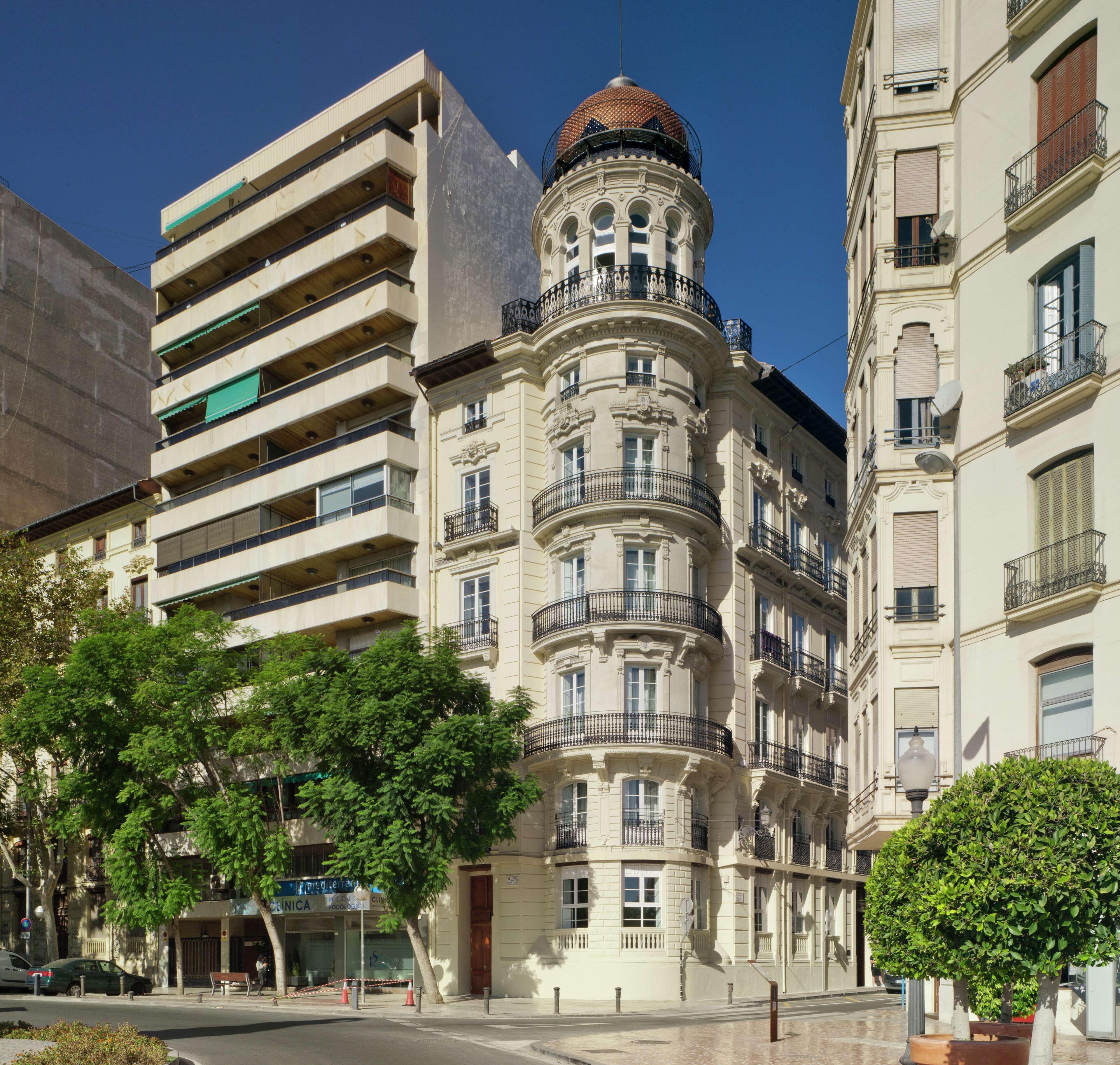 Casa Alberola Alicante Curio Collection by Hilton