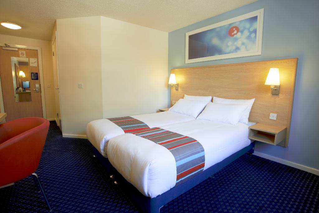 Travelodge Perth Broxden Junction
