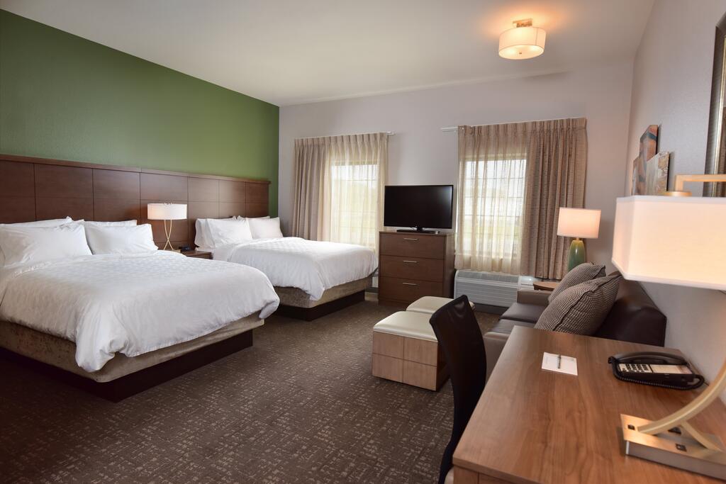 Staybridge Suites Wisconsin Dells - Lake Delton