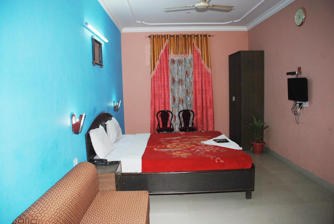 Airport Hotel Mayank Residency