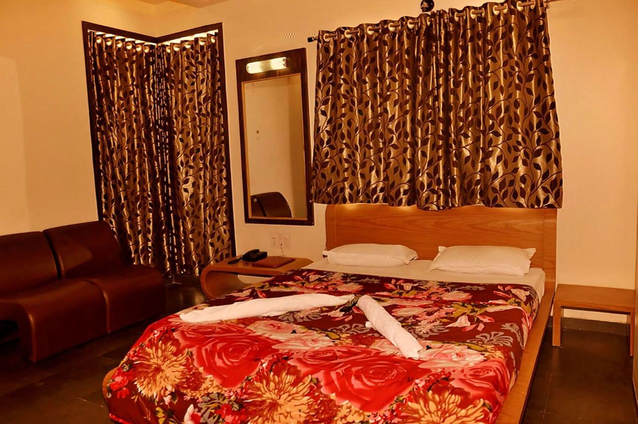 Airport Hotel Mayank Residency