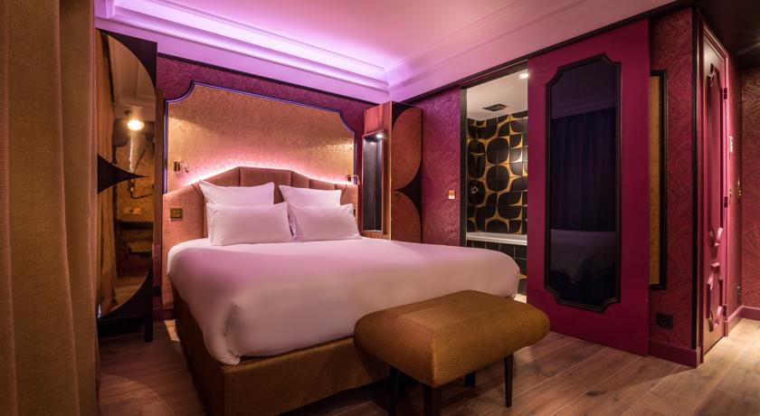 Idol Hotel