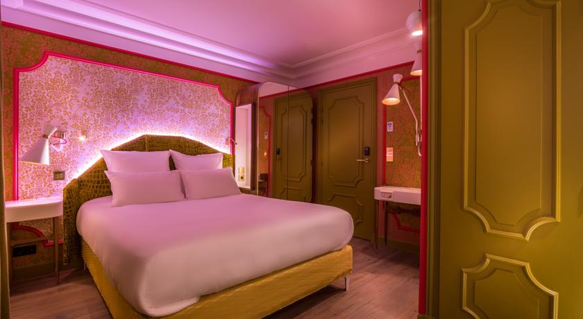 Idol Hotel