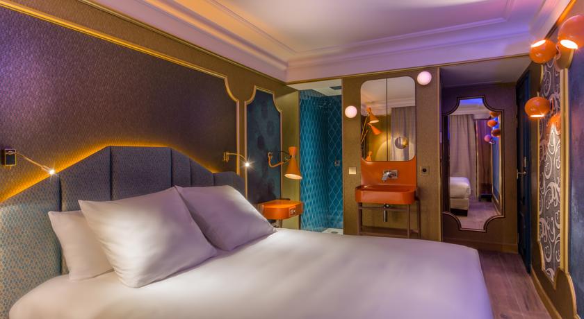 Idol Hotel
